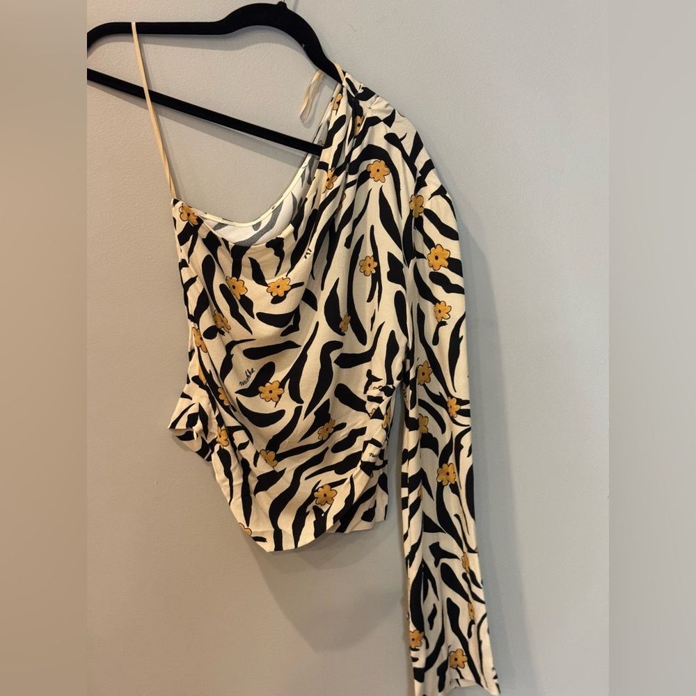Nanushka Laurine Asymmetric Top‎ Women’s Size Medium - Picture 3 of 12